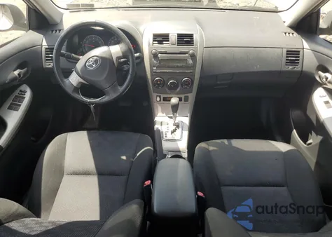 2010 Toyota Corolla Base z USA, uszkodzony, nr VIN 2T1BU4EE0AC270118